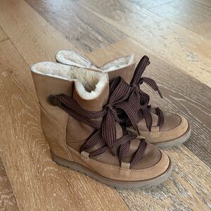 UGG Women's Brown and Tan Winter Boots